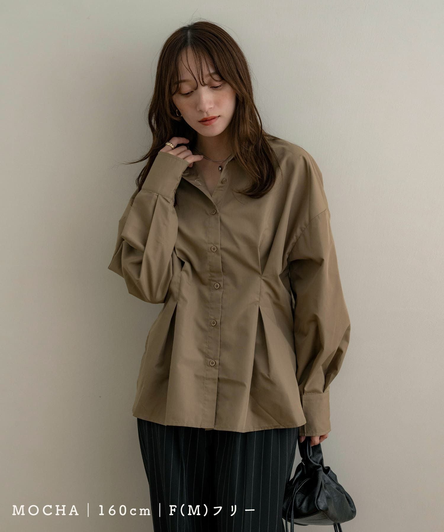 l'appartement  ノーカラーバックタックシャツ　ブラウス　カーキ STYLEMIXER | タックデザインノーカラーシャツ (シャツ・ブラウス