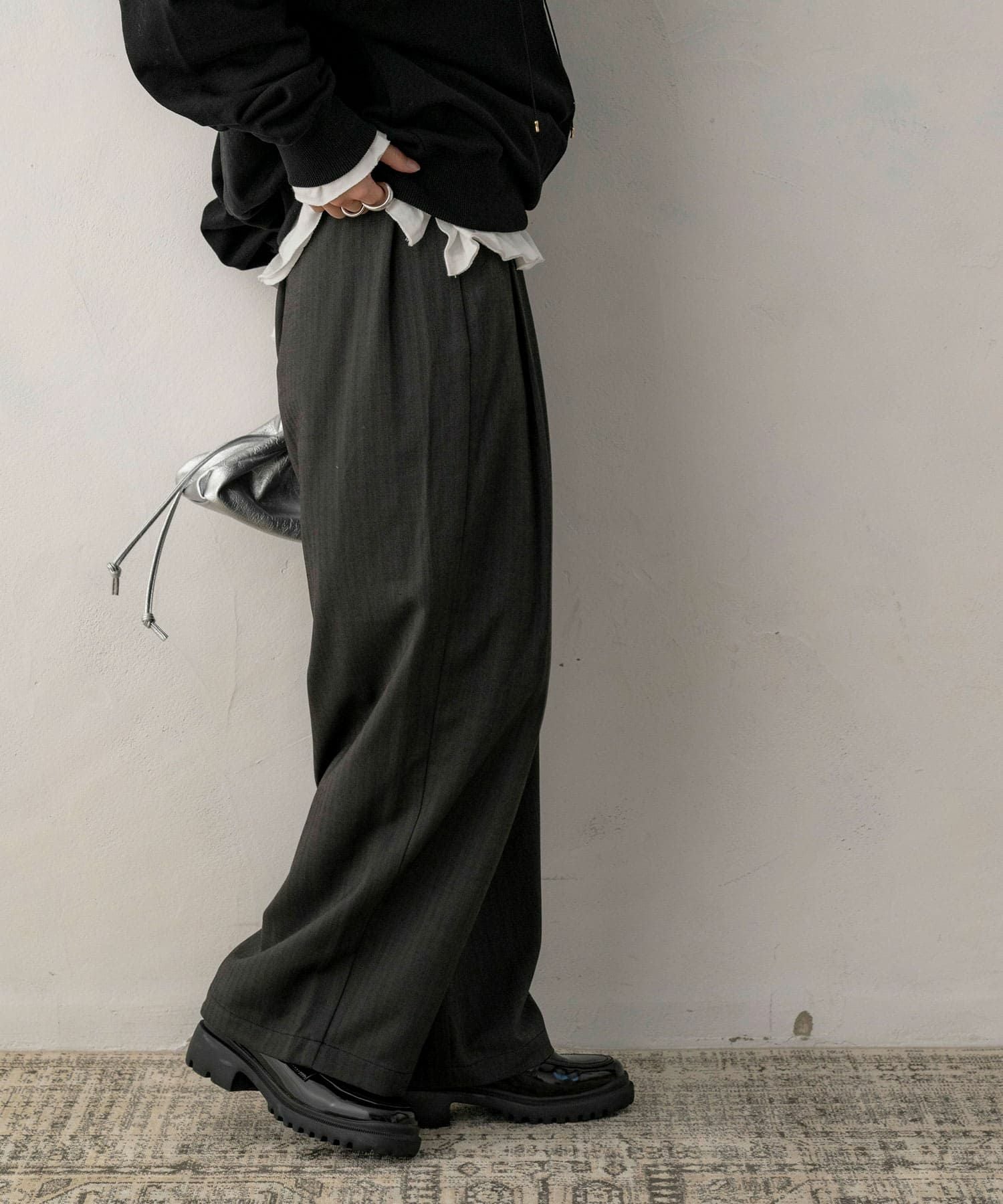 NOKO OHNNOノコオーノ プリーツ ワイドパンツ ブラック 40 サイドプリーツワイドパンツ（その他パンツ）｜Ellno Loset（エルノ
